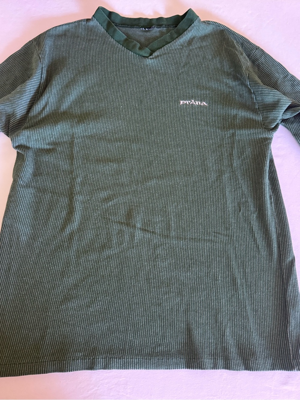 Men’s Prana V-Neck Green Ribbed Tee